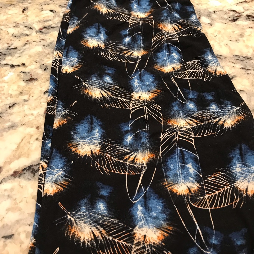 Leggalicious new without tags ONE SIZE leggings